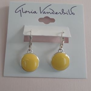 NWOT Gloria Vanderbilt Drop Earrings